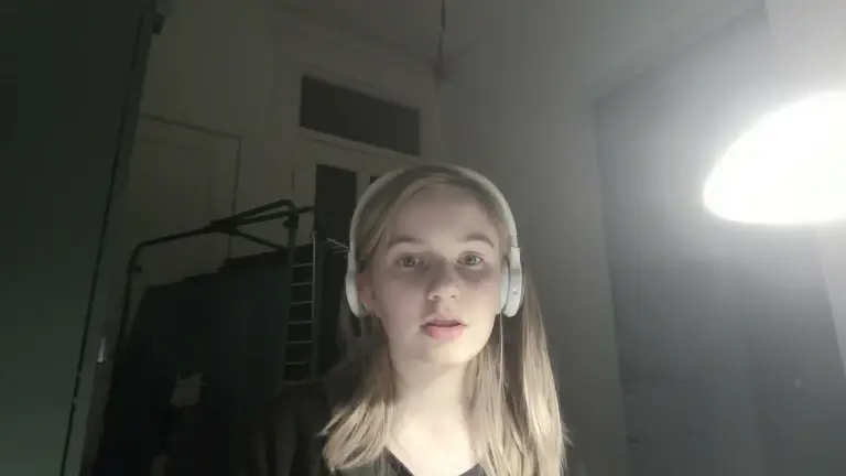 Chat media