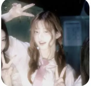 )why do I have 100+ photos OF MINJU.