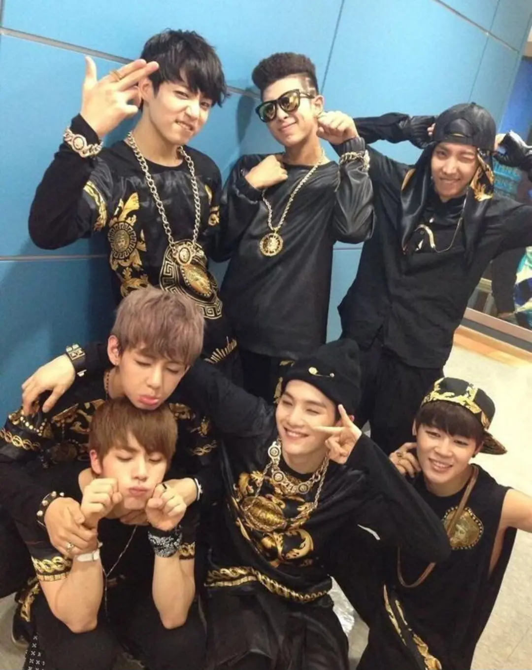 HAPPY 13TH ANNIVERSARY ! 💜 Since today is such a special day, I wanted to talk about how important are to me. Back in 2013, when they debuted, I was only 4 years old. I remember seeing them on the news, and my eyes…