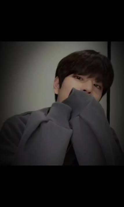 my gets crushed every time i see covering his beautiful smile and his mouth may you never hide your loving smile again