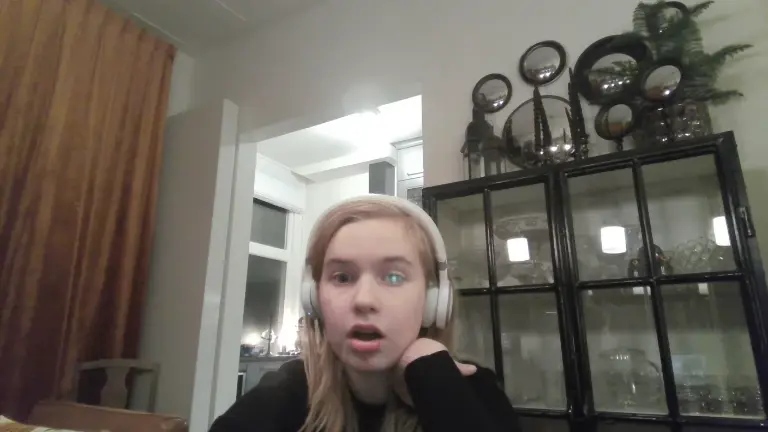Chat media