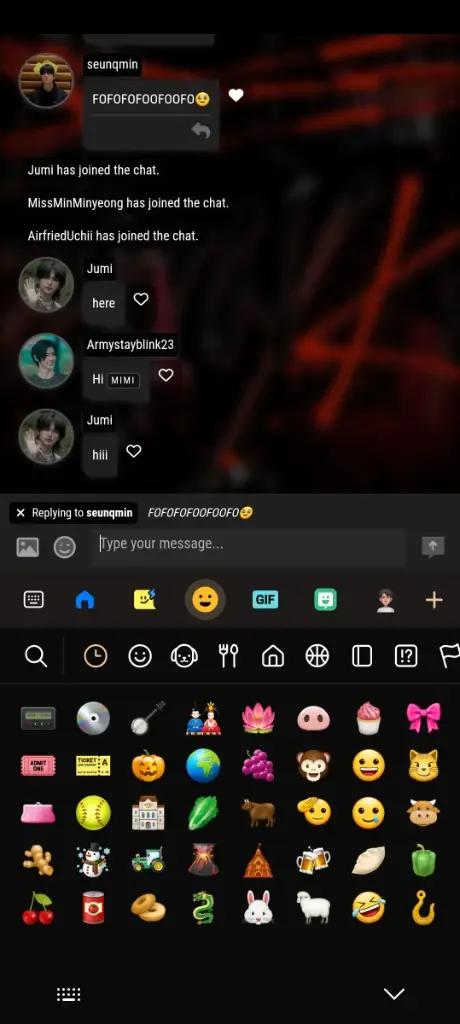 Chat media