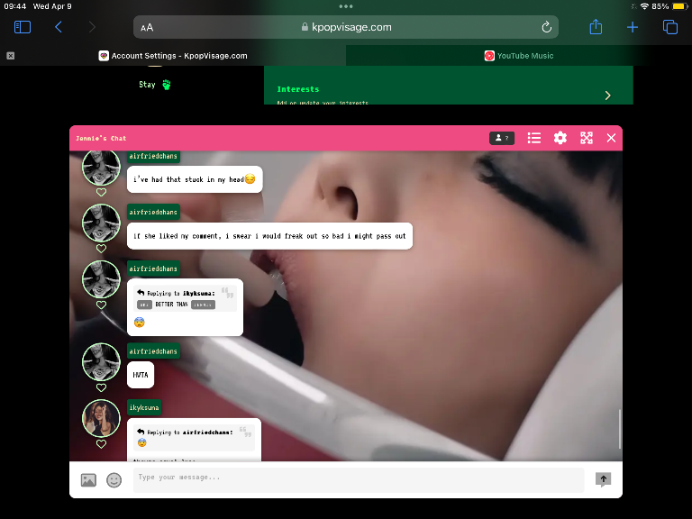 Chat media