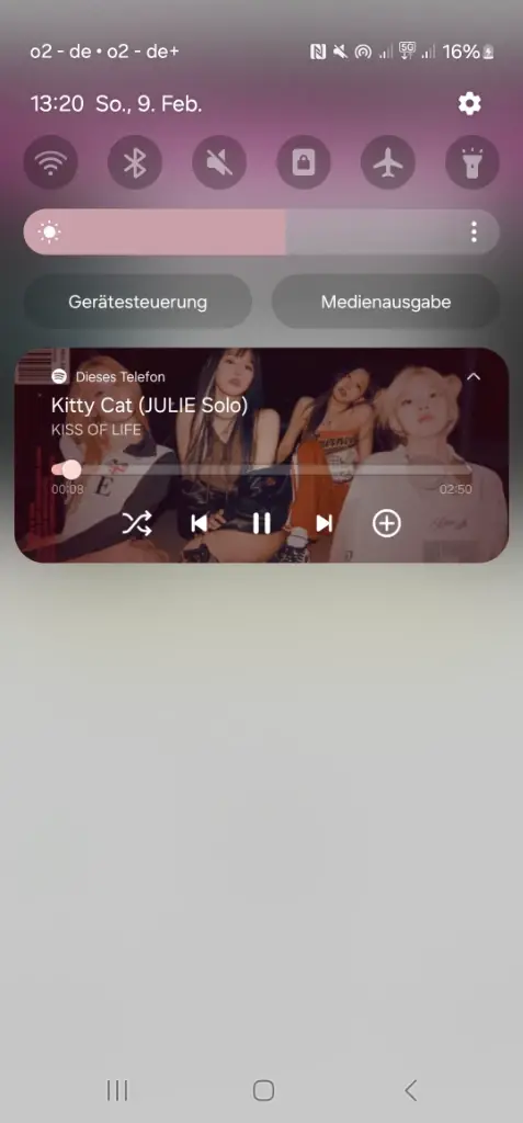 Chat media