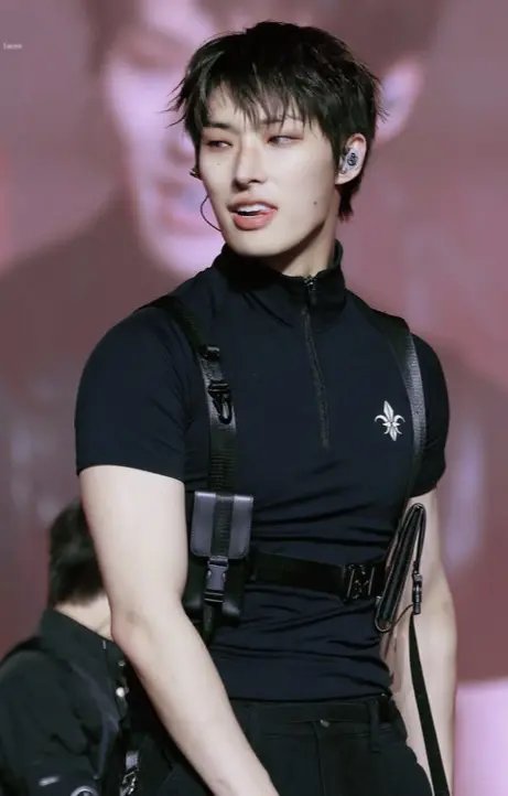I’m very sorry 💔 has officially taken over (dw is still one of my biases is js my ult now)