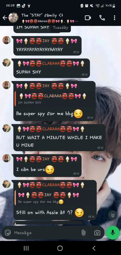 Chat media