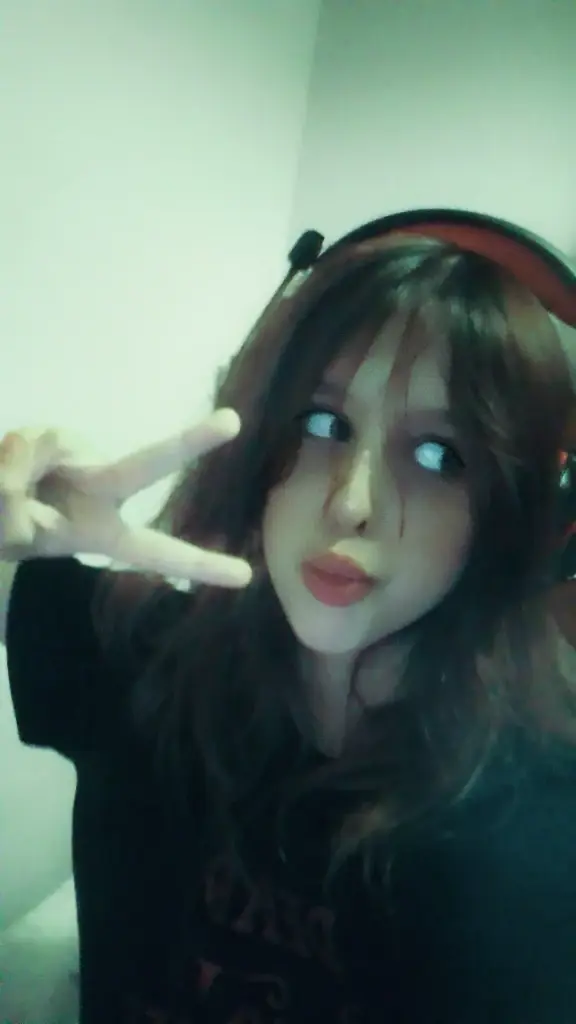 Chat media