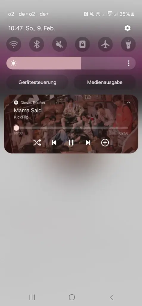 Chat media