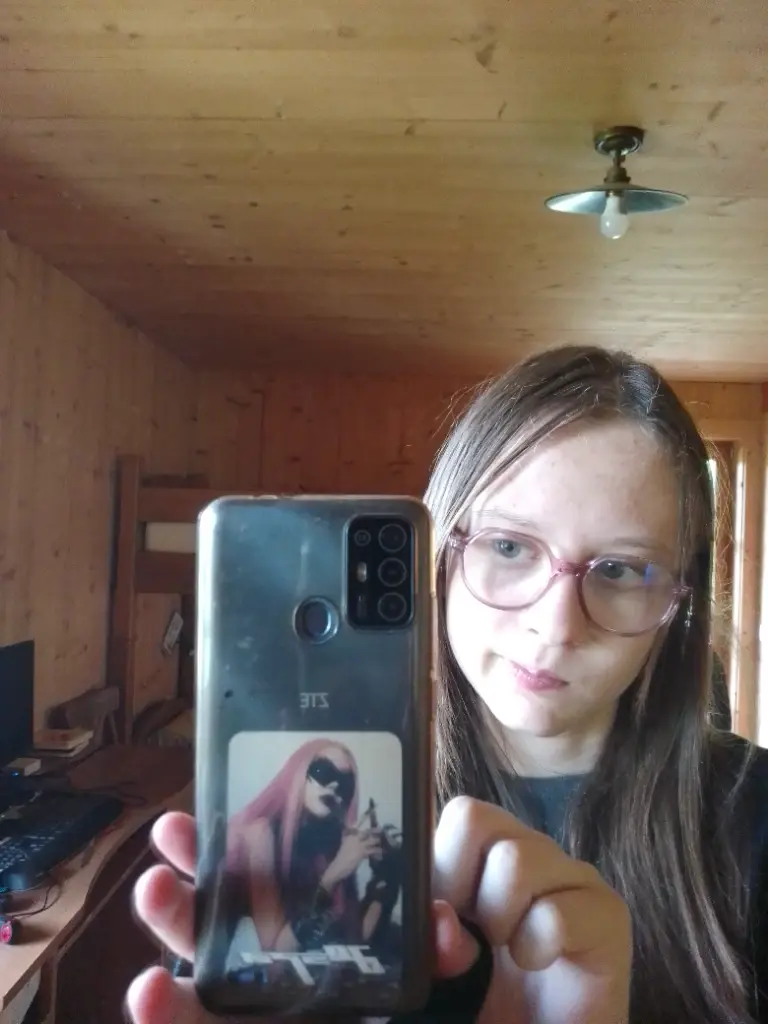 Chat media