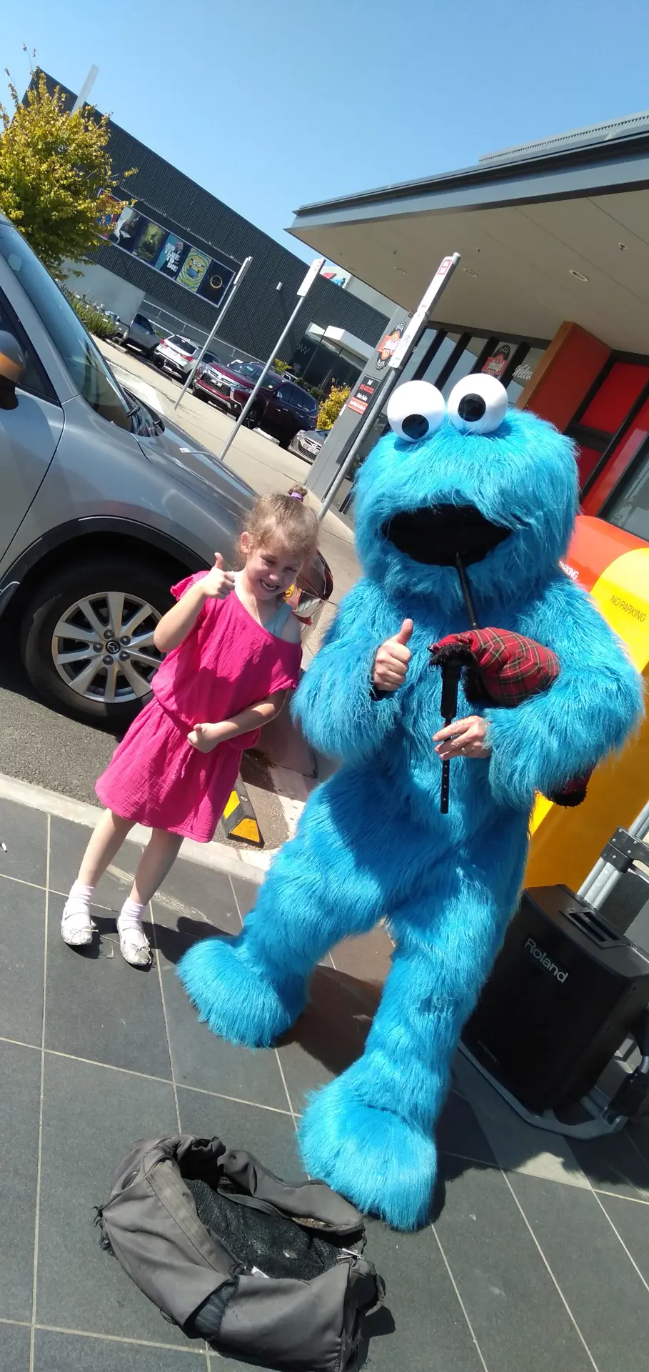 Post media