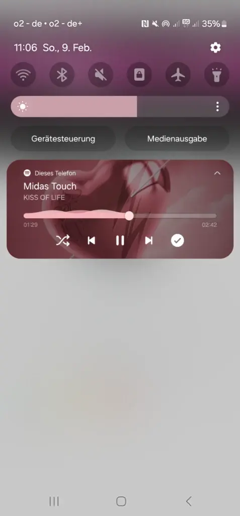 Chat media