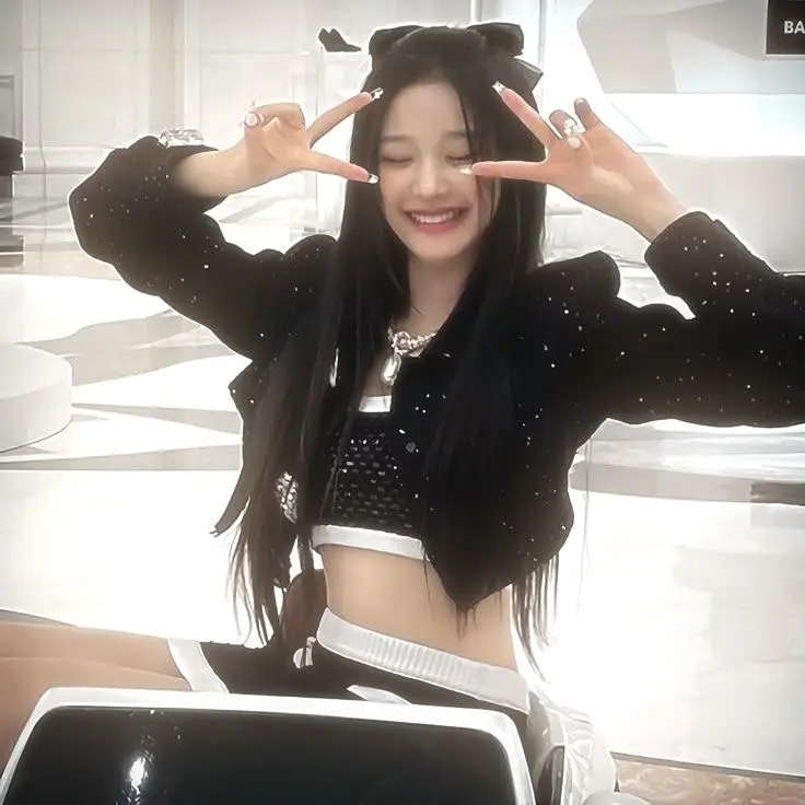 Photo shared on KpopVisage