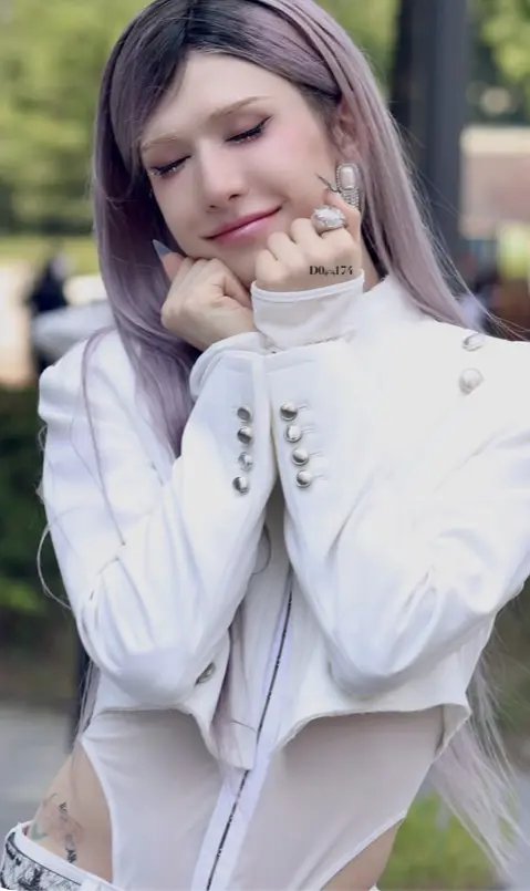 @FlyHighEVOL I MISS YOU. WE DONT TALK ENOUGH TWIN. HAVE A