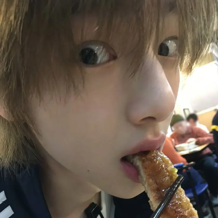 telling yall idols that people said i look like instead of giving yall a face rev😍 (sorry) (OMG AHHHHHHH YAYYY) (YSIFEKUGFEOGFOFOEFODC YAYAYAYAY) Minji (YIPPIEEEEE) [P|Hanni|13|new…