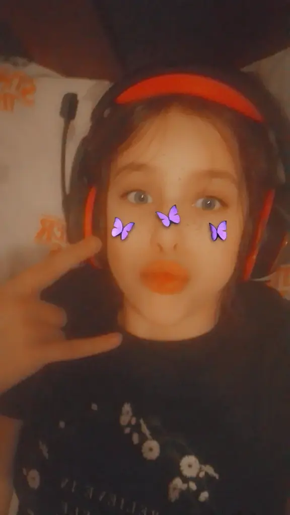 Chat media