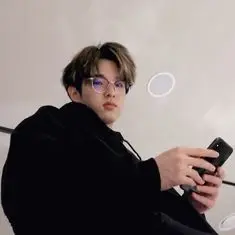 Chat media