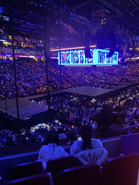 TWICE [THIS IS FOR] World Tour