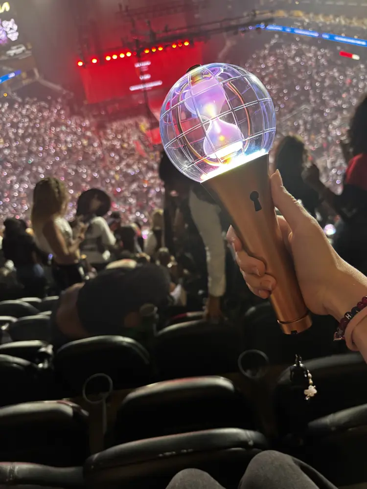 ATEEZ WORLD TOUR 1