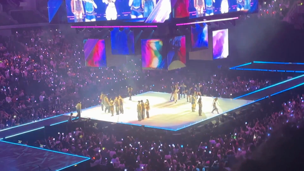 TWICE WORLD TOUR