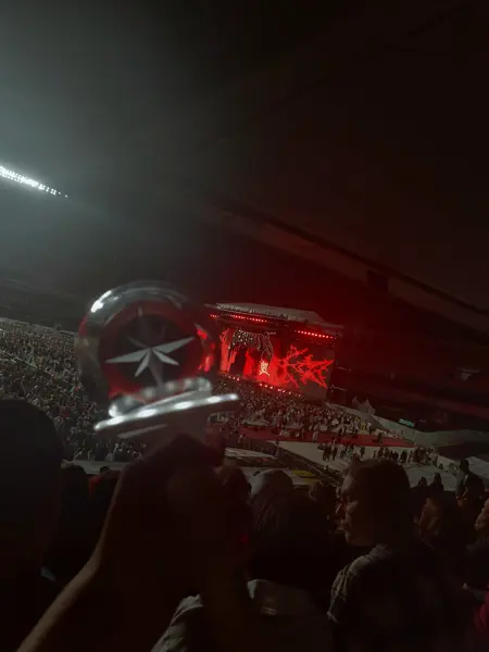 DominATE tour