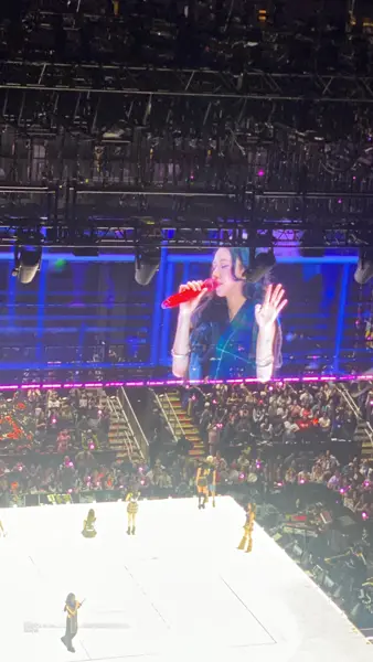 TWICE THIS IS FOR WORLD TOUR