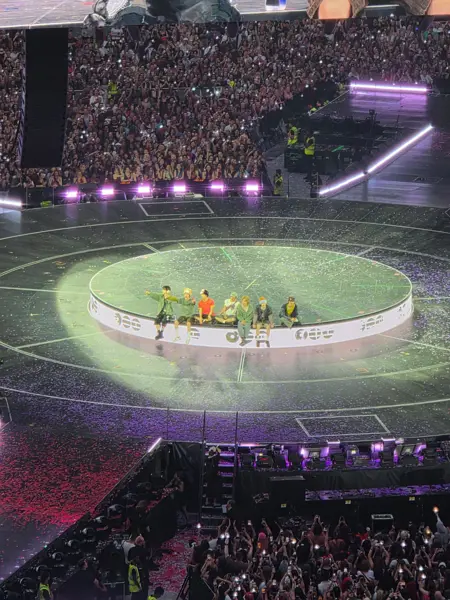 BTS WORLD TOUR ‘ARIRANG’