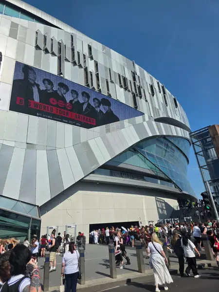 BTS WORLD TOUR ‘ARIRANG’