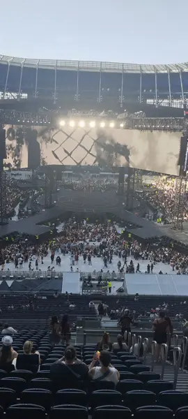 BTS WORLD TOUR ‘ARIRANG’