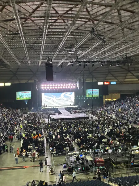 new seventeen concert!