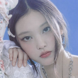 Haerin gallery image