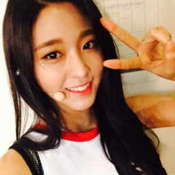 Seolhyun gallery image
