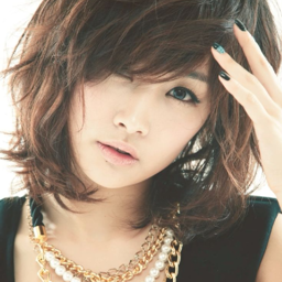 Nicole gallery image