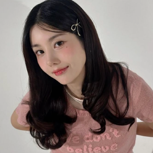 Eunbi gallery image