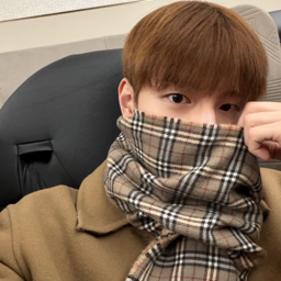 Seungmin gallery image