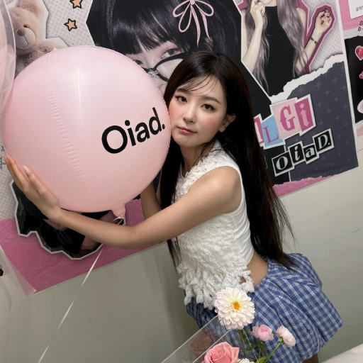 Seulgi gallery image
