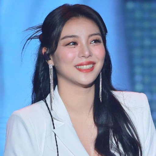 Ailee gallery image
