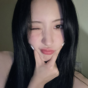 Eunseo gallery image