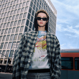 Martin gallery image