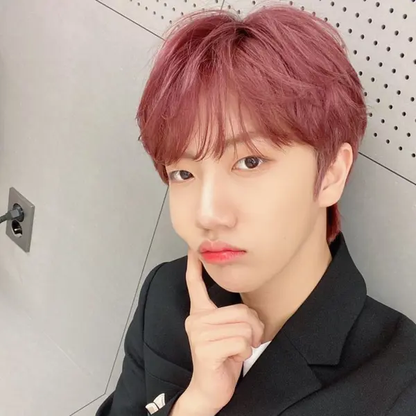 Wonjin gallery image