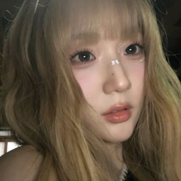 Yoon SeoYeon gallery image