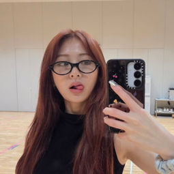 Huh Yunjin gallery image