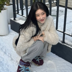 Chaeryeong gallery image