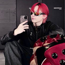 Nicholas gallery image