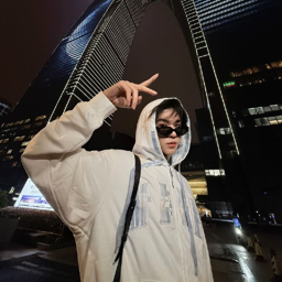 AuAu gallery image