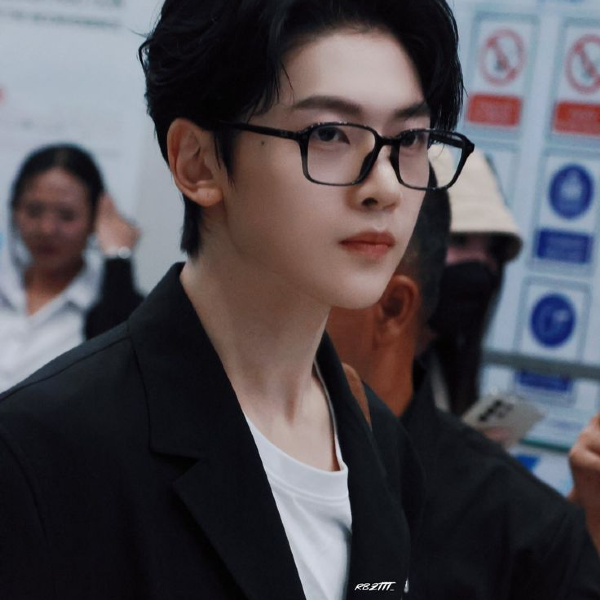 Seok Matthew gallery image