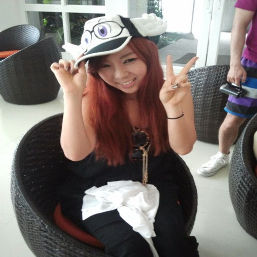 Jooyi gallery image