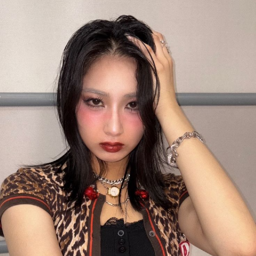 Momoka gallery image