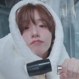 Jeong Semin gallery image