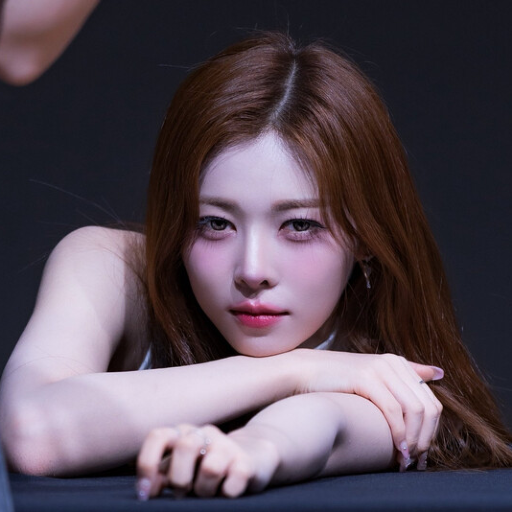 Seo DaHyun gallery image