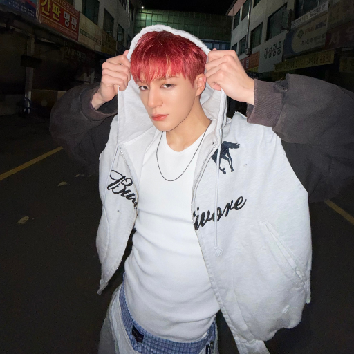 Jeno gallery image